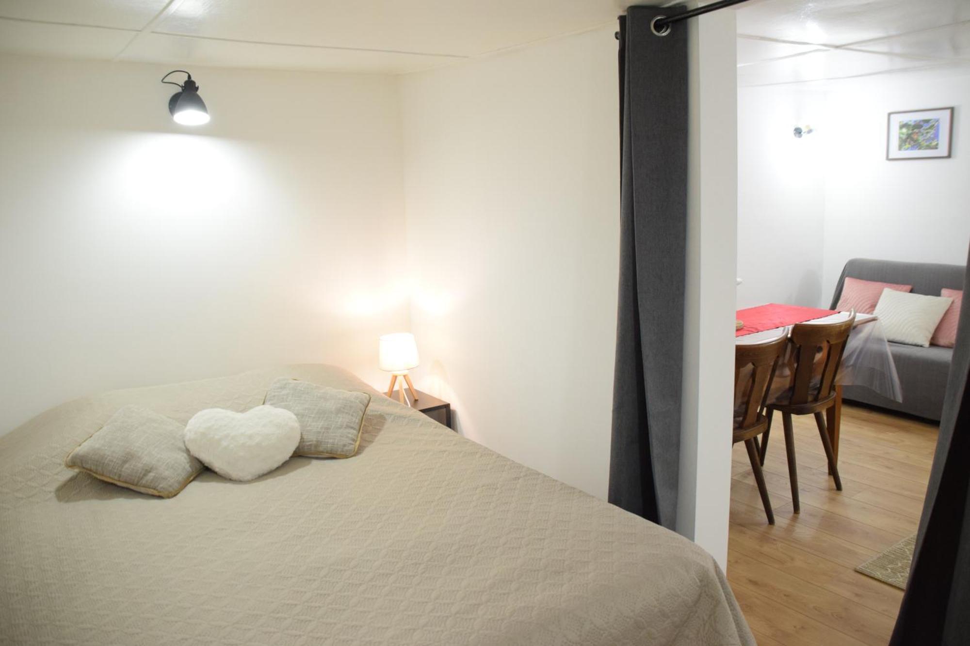 La Petite Maison De La Petite Vallee Rott 外观 照片