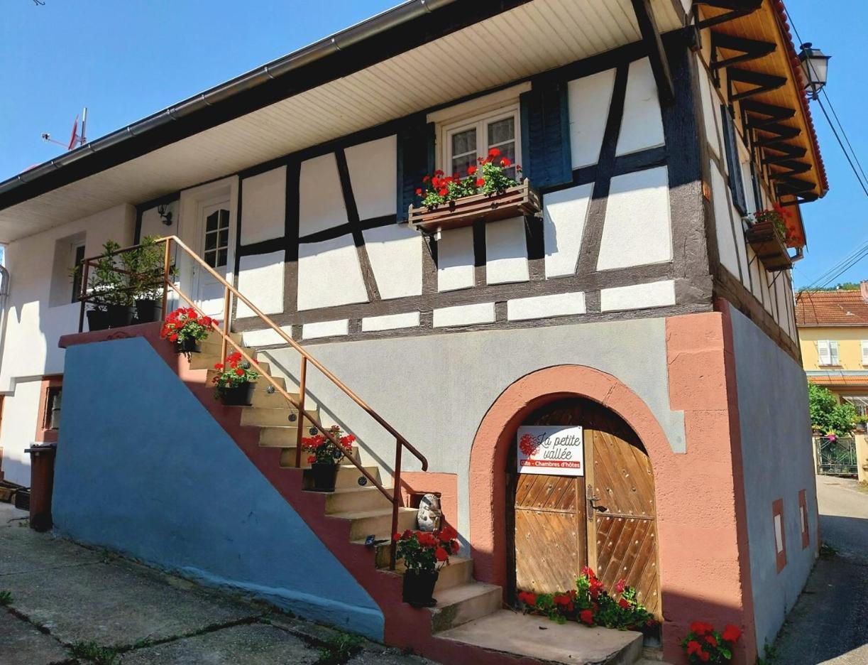 La Petite Maison De La Petite Vallee Rott 外观 照片